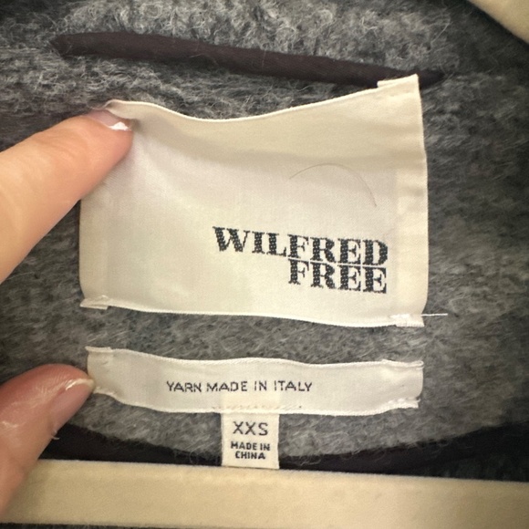 Aritzia Wool Jacket - Picture 2 of 4